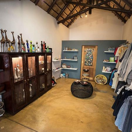 Elephant Plains Game Lodge Cagar Alam Sabi Sand Bagian luar foto